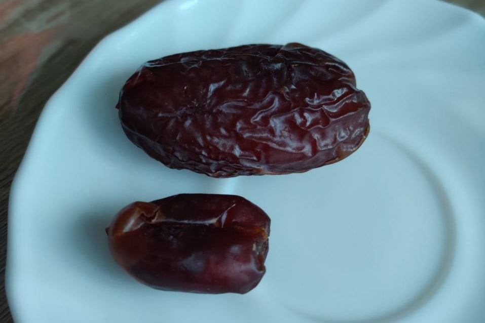 تصویر 2 از خرما مضافتی دو ردیفه چیدمان منظم